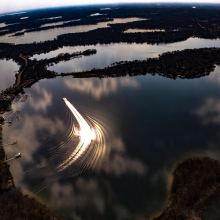 Lakescape.04.25.01